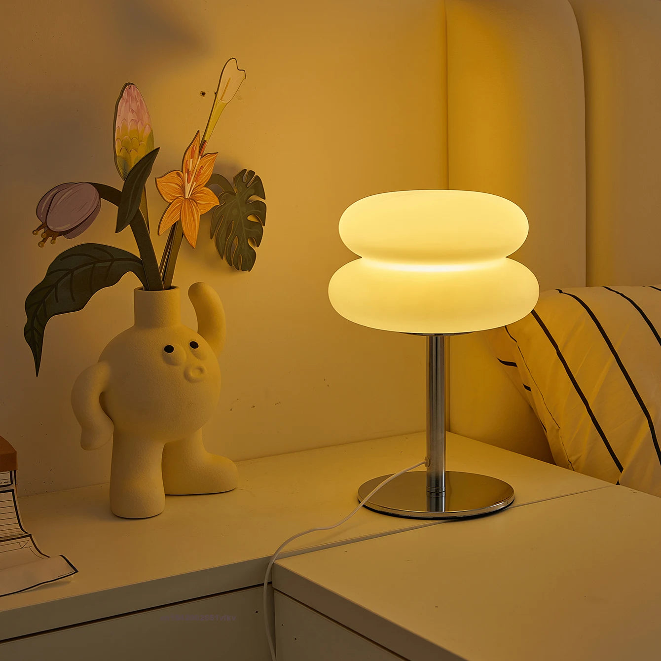 Bauhaus Tri-Colour Macaron Table Lamp